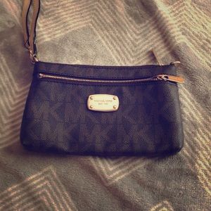 Michael kors purse wallet